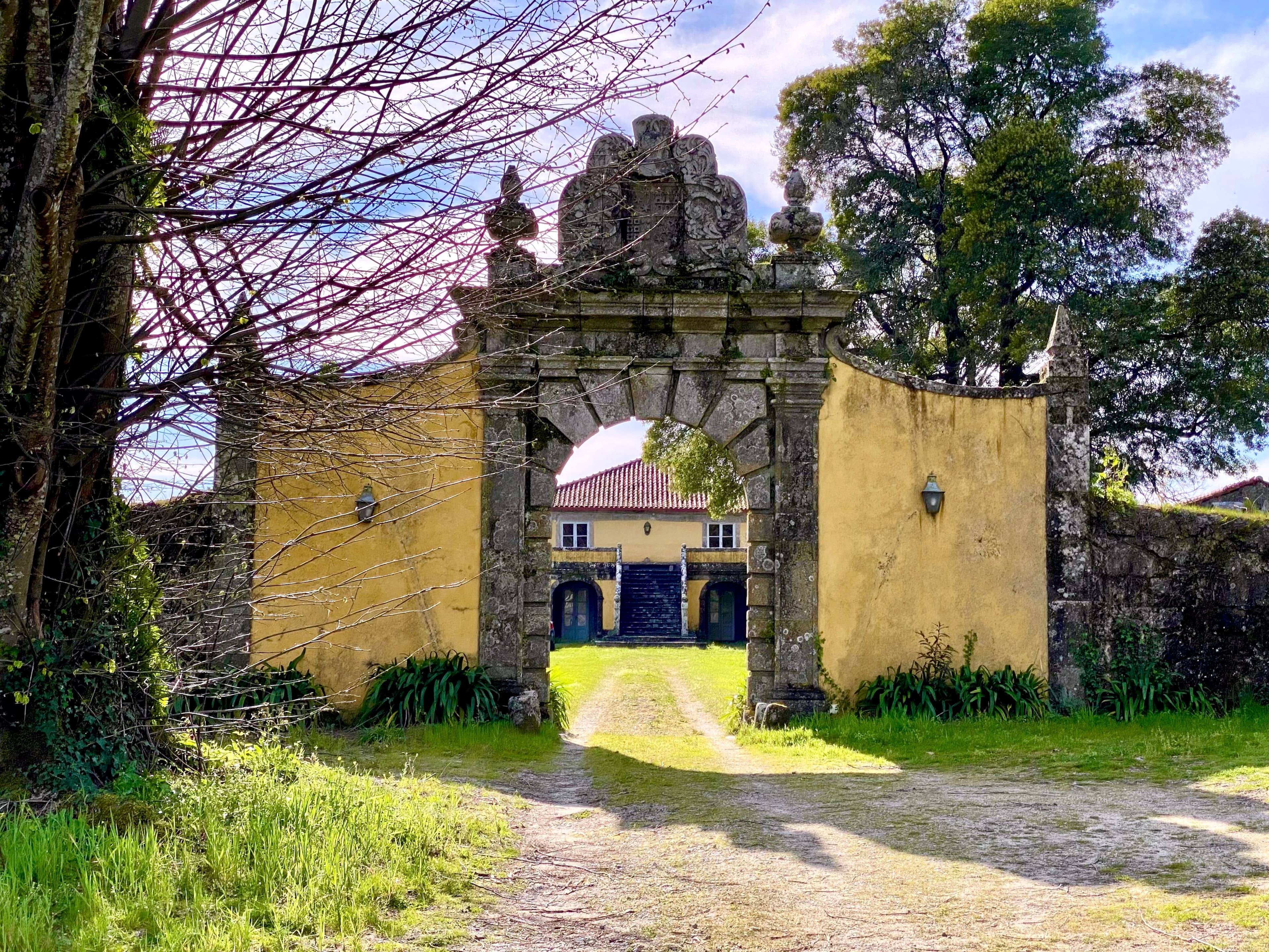 Casa da Boavista - Portão de armas da casa histórica para aluguer e eventos